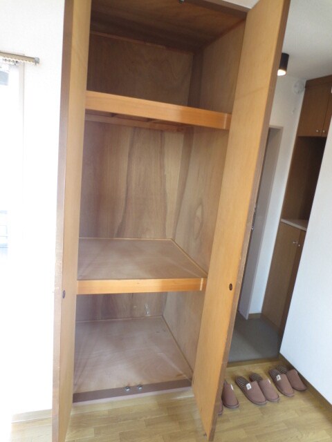 物件内観写真14　(収納)