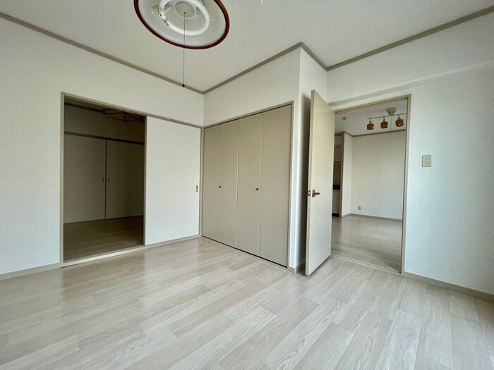 物件内観写真11　(居室)