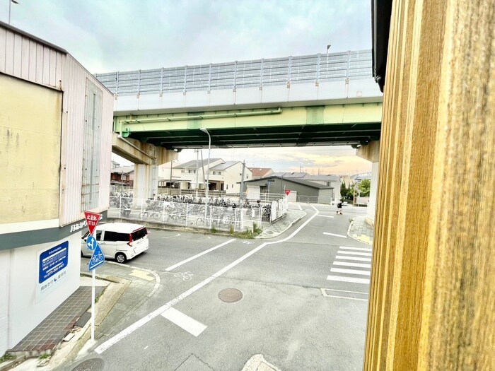 物件内観写真19　(室内からの展望)