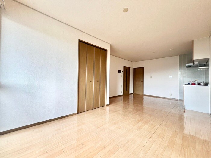 物件内観写真5　(居室)