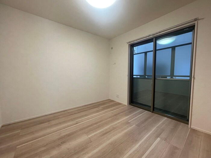 物件内観写真11　(居室)