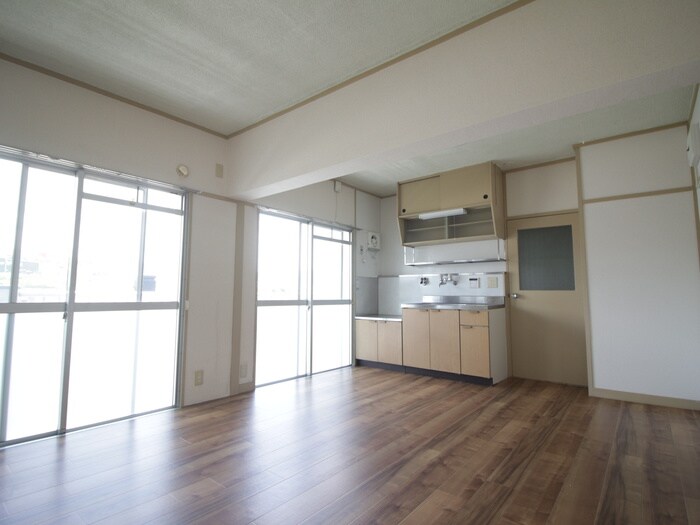 物件内観写真7　(居室)