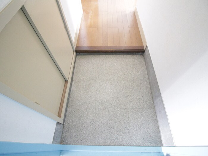 物件内観写真15　(玄関)