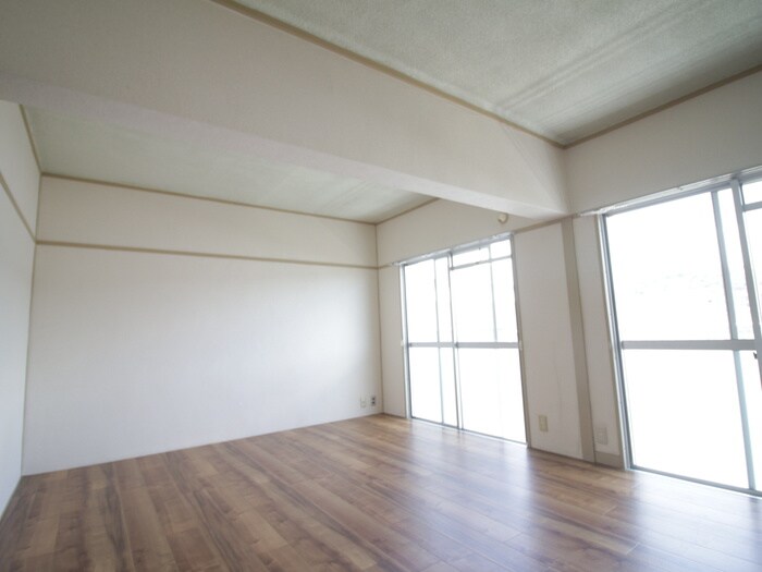 物件内観写真19　(居室)