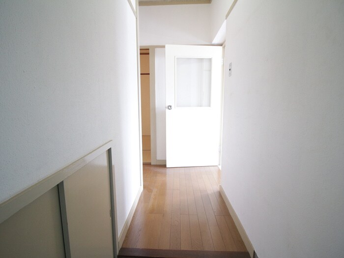 物件内観写真22　(廊下)