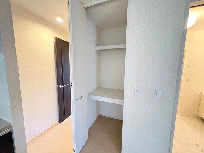 物件内観写真14　(収納)