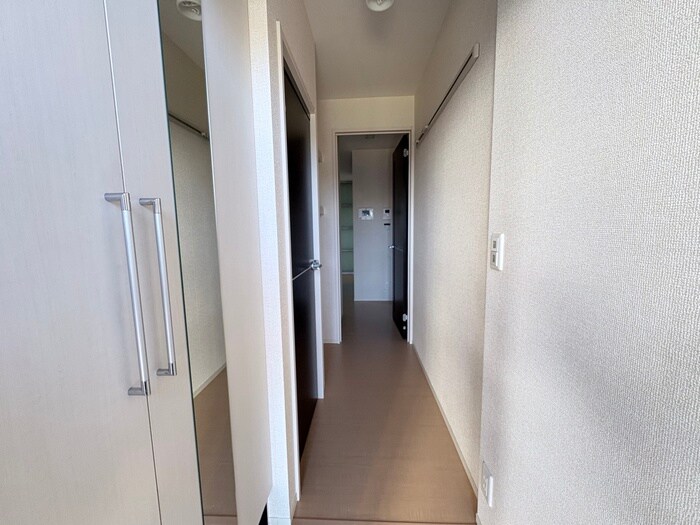 物件内観写真15　(廊下)