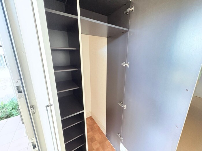 物件内観写真16　(靴箱)