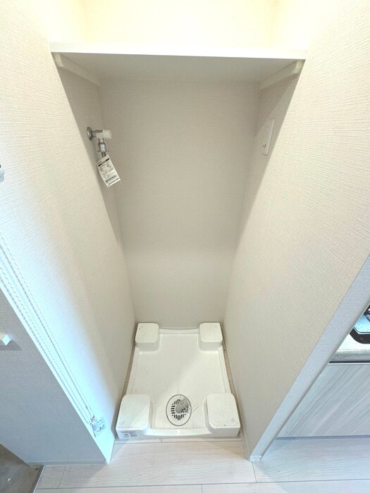 物件内観写真11　(洗濯機置場)