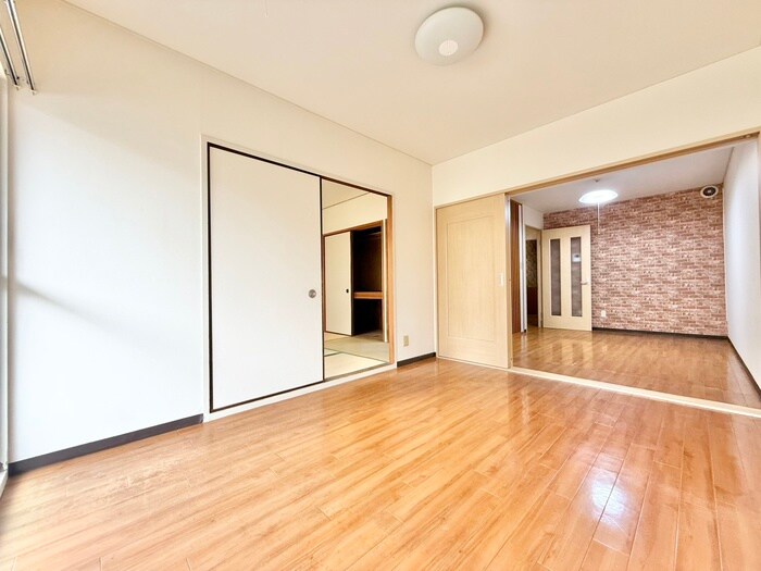 物件内観写真7　(居室)