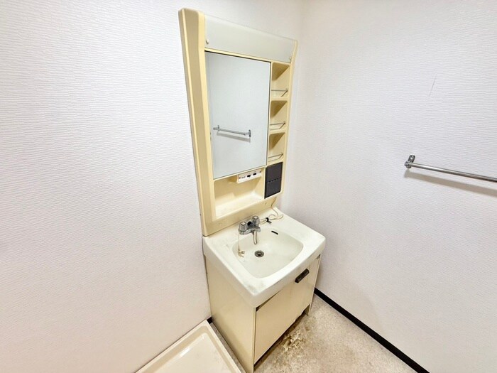 物件内観写真14　(洗面)