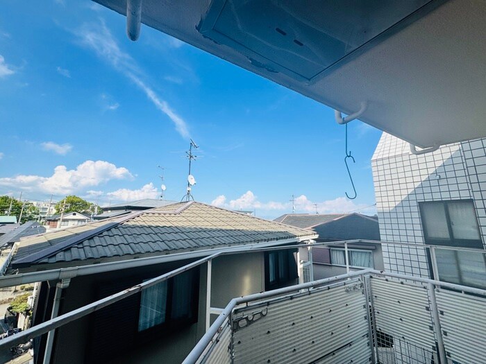 物件内観写真15　(室内からの展望)