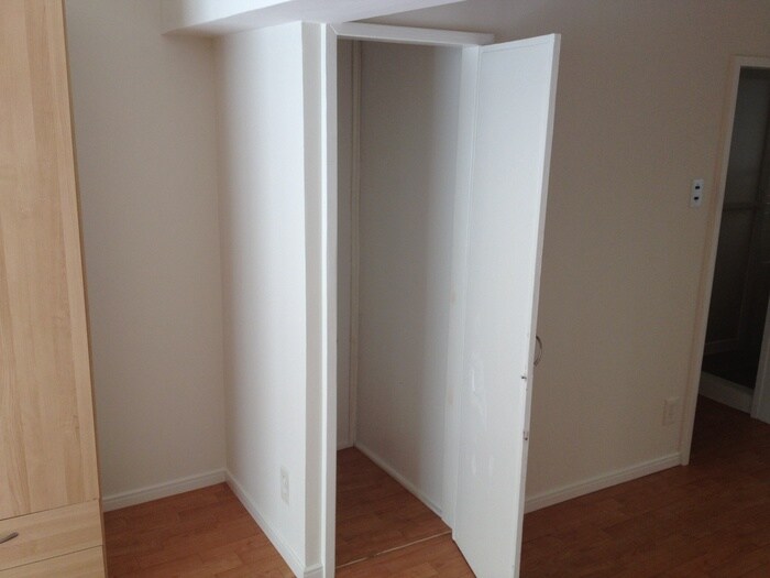 物件内観写真10　(収納)