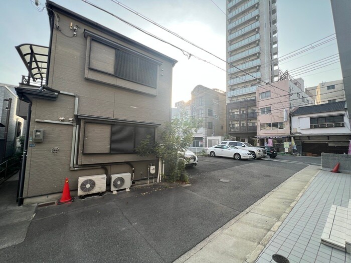 物件内観写真19　(室内からの展望)