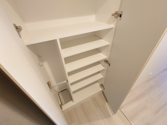 物件内観写真20　(靴箱)