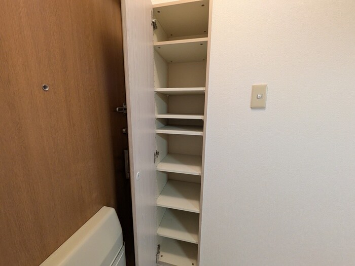 物件内観写真14　(靴箱)