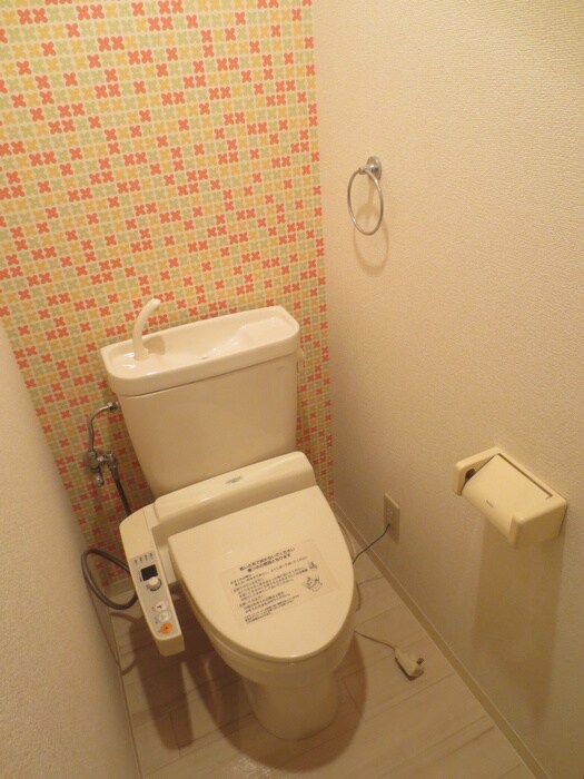 物件内観写真9　(トイレ)