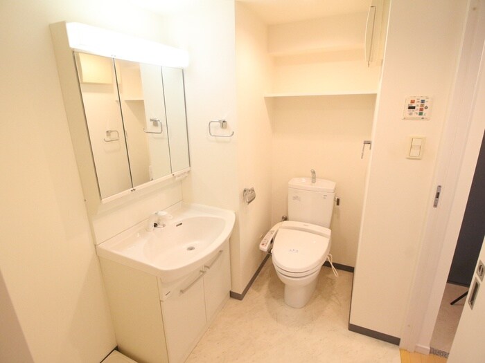 物件内観写真10　(洗面)