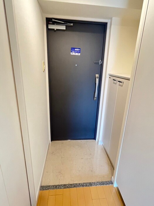 物件内観写真14　(玄関)