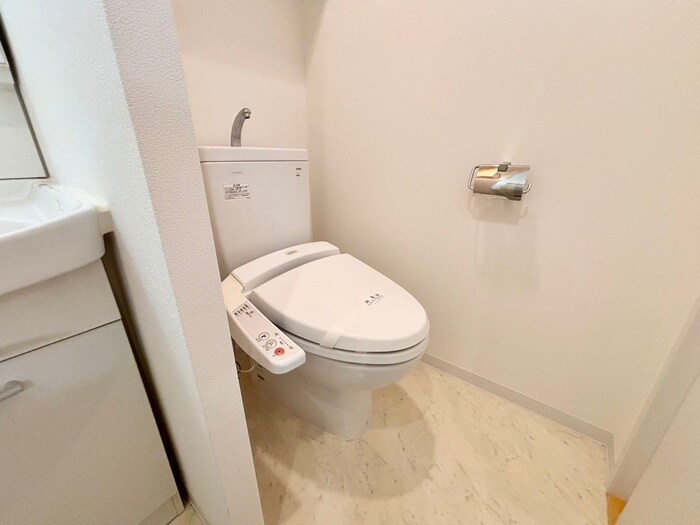 物件内観写真15　(トイレ)