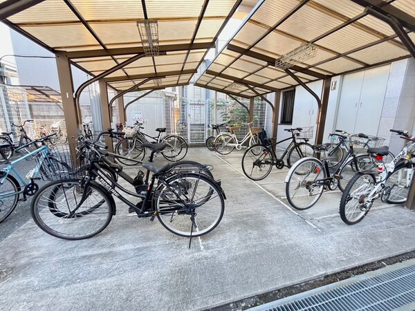 駐輪場