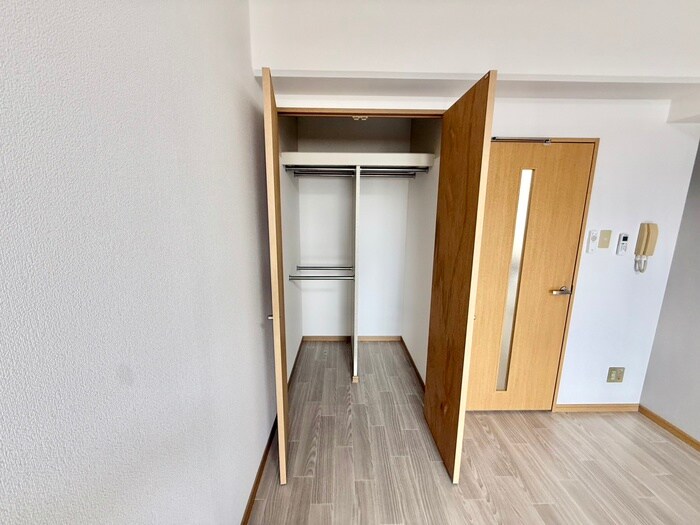 物件内観写真11　(居室)