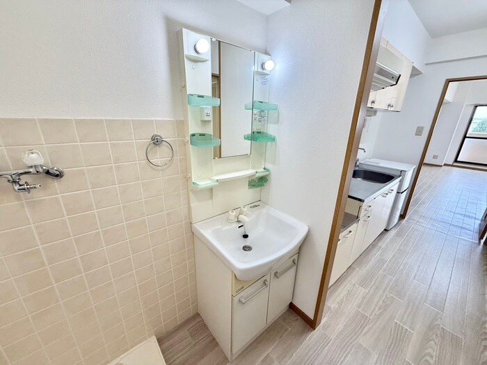 物件内観写真13　(洗面)