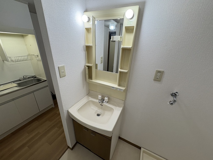 物件内観写真15　(洗面)