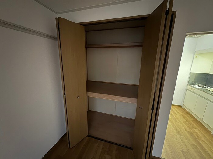 物件内観写真18　(収納)