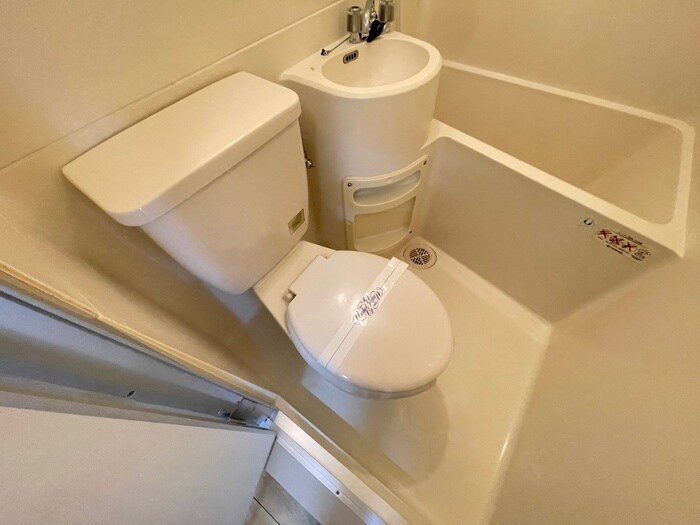 物件内観写真11　(トイレ)