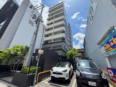 ｺｽﾓﾌﾟﾚﾐｱﾑ･ﾍﾞｲ大阪(906)外観写真