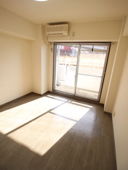 物件内観写真10　(居室)