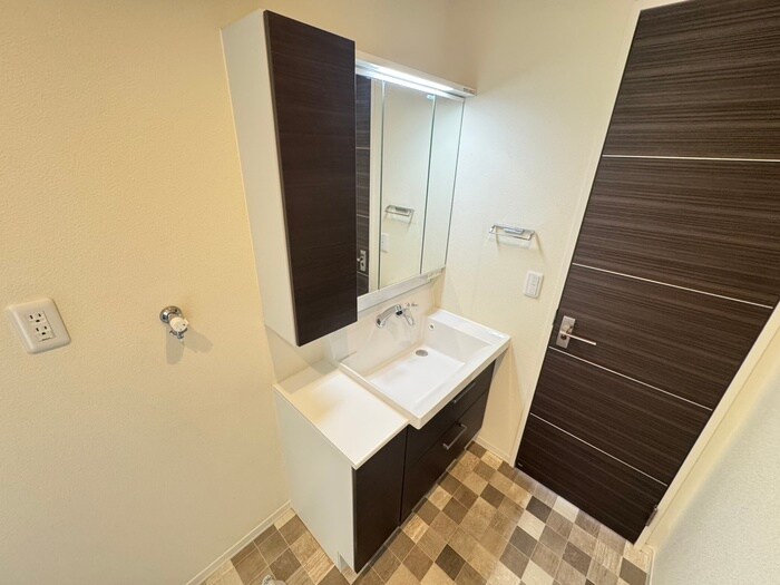 物件内観写真11　(洗面)