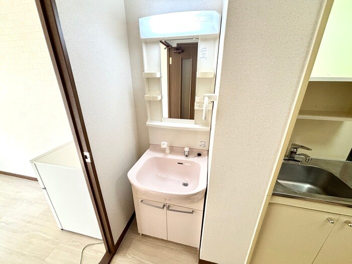 物件内観写真11　(洗面)