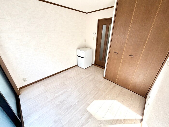 物件内観写真13　(居室)