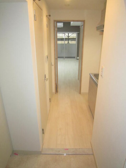 物件内観写真7　(玄関)