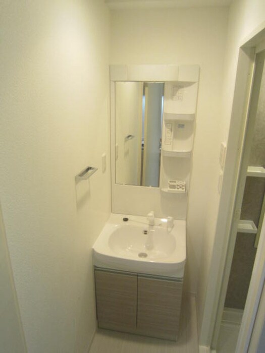 物件内観写真10　(洗面)