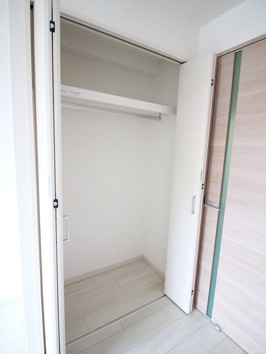 物件内観写真12　(収納)