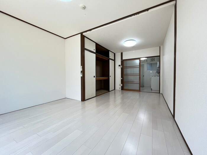 物件内観写真7　(居室)