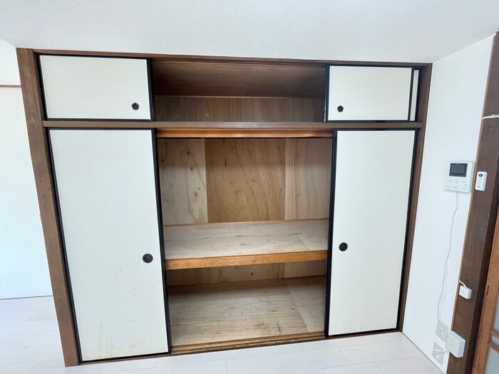 物件内観写真16　(収納)