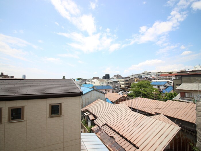 物件内観写真14　(室内からの展望)