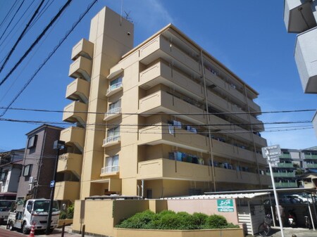 西大道ハイツ外観写真