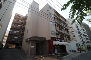 秀和ハイツＡ棟外観写真