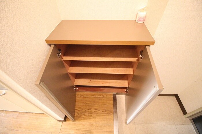 物件内観写真11　(靴箱)