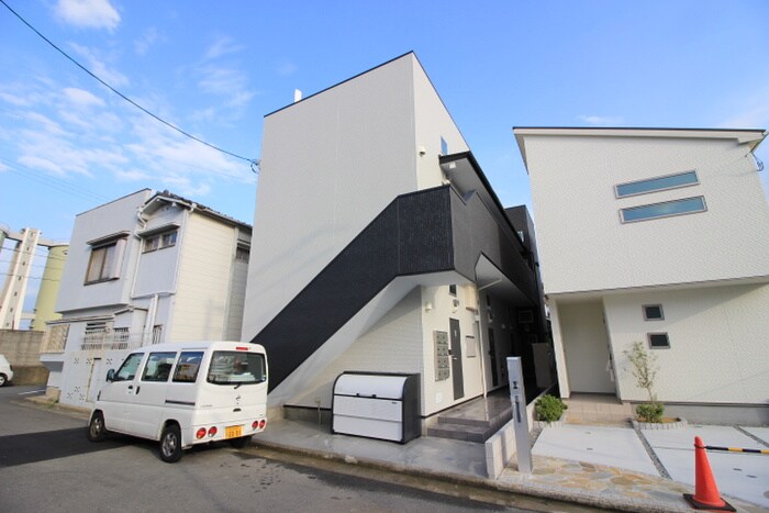 物件外観写真1　(外観写真)