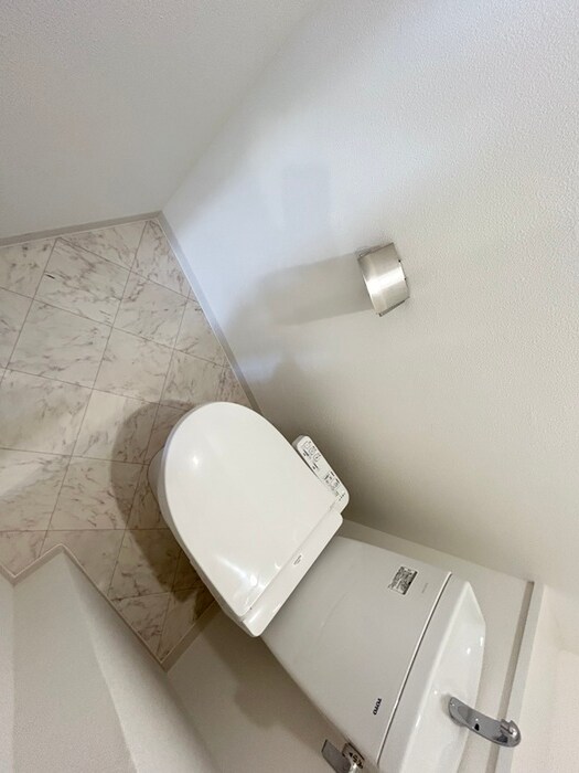 物件内観写真12　(トイレ)