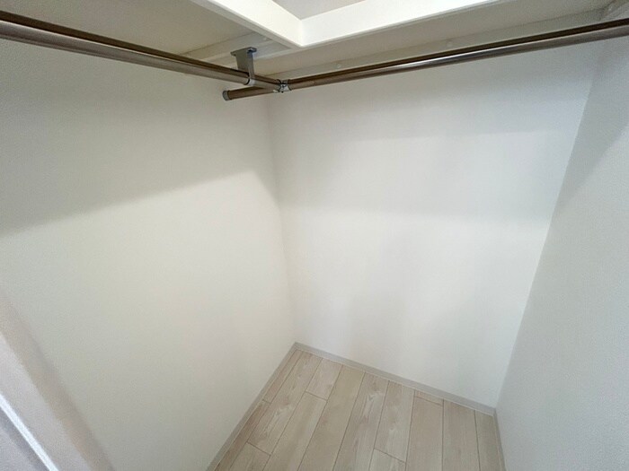 物件内観写真16　(収納)