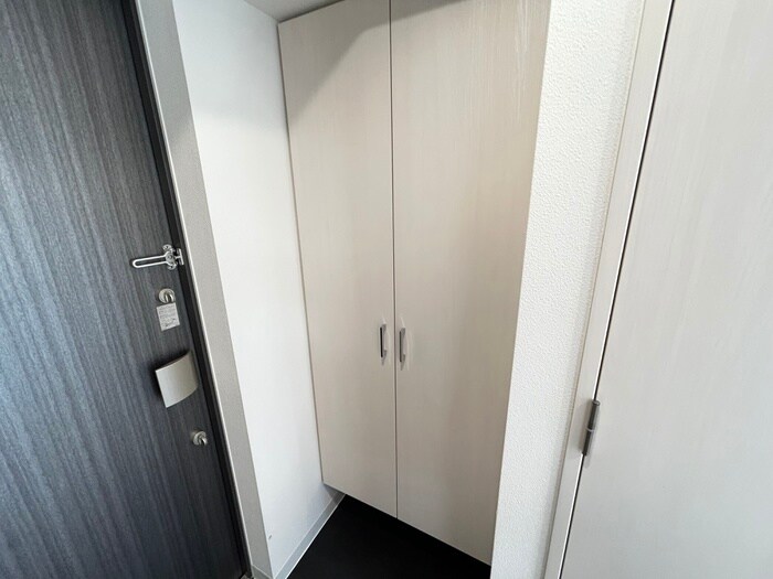 物件内観写真18　(靴箱)