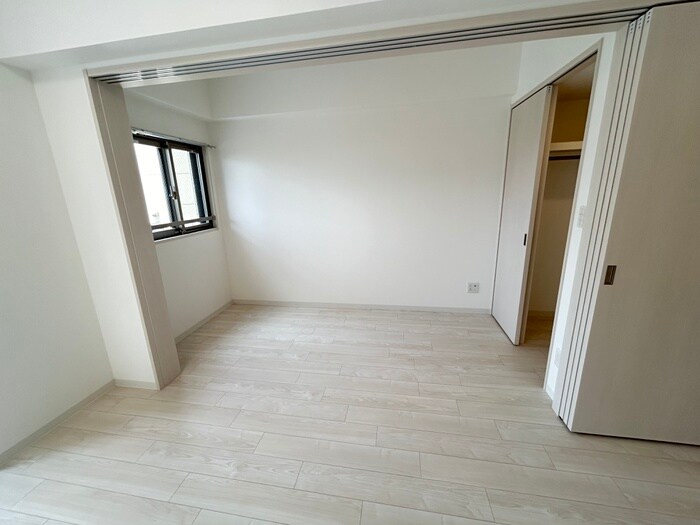 物件内観写真22　(居室)