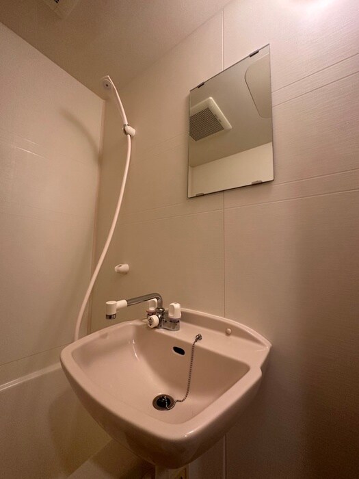 物件内観写真12　(洗面)